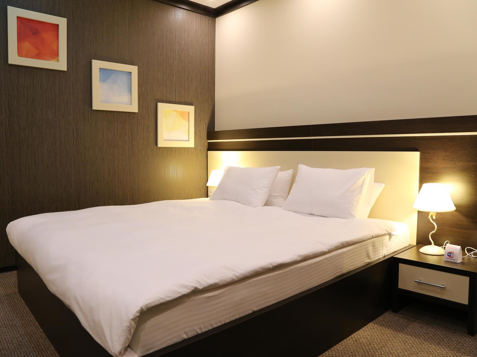 Lacasa Hotel Atyraū Екстериор снимка