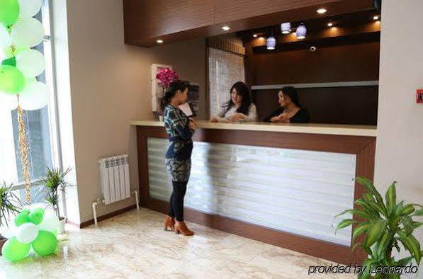 Lacasa Hotel Atyraū Екстериор снимка